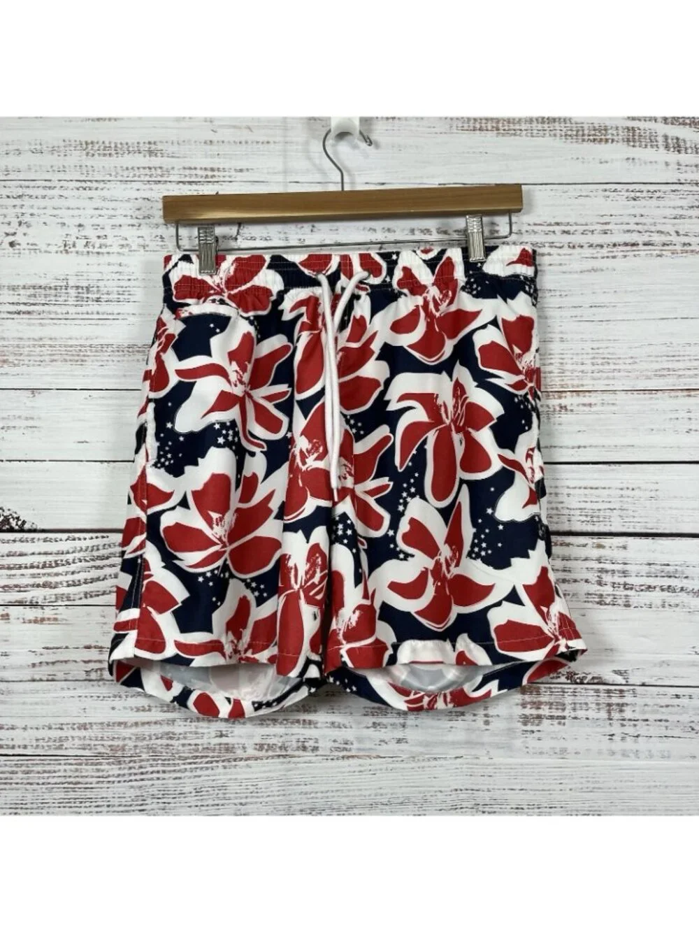 Free Planet Shirt & Swim Shorts Red White Blue Floral Button Short Sleeve